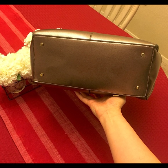 Pewter Kate Landry Purse - Picture 4 of 8